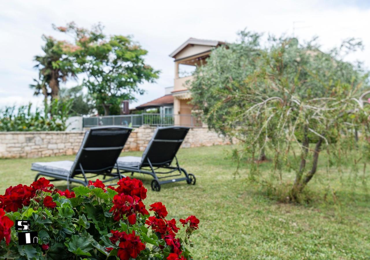 Charming Stone By The Sea Umag
