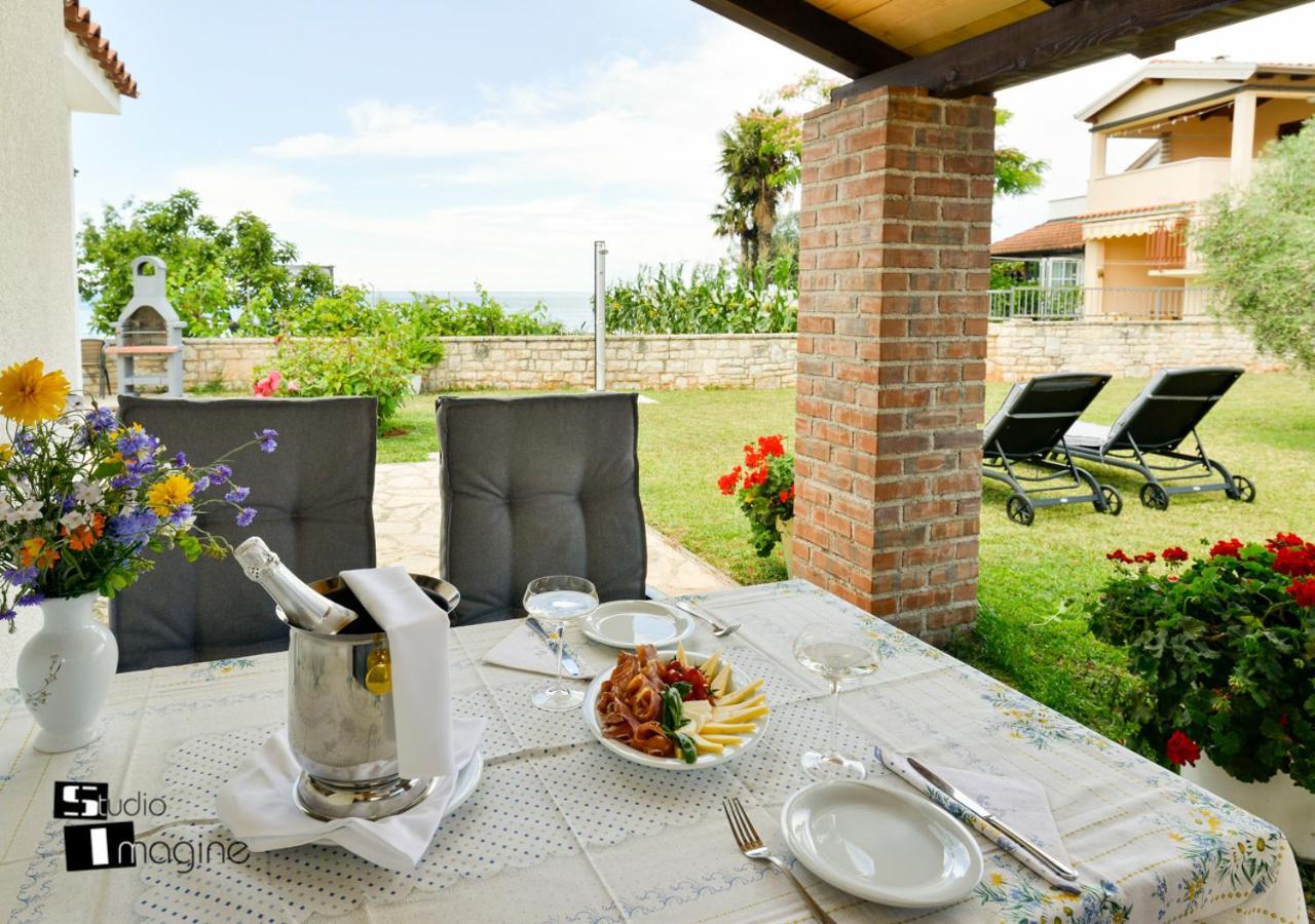 Holiday home Charming Stone By The Sea