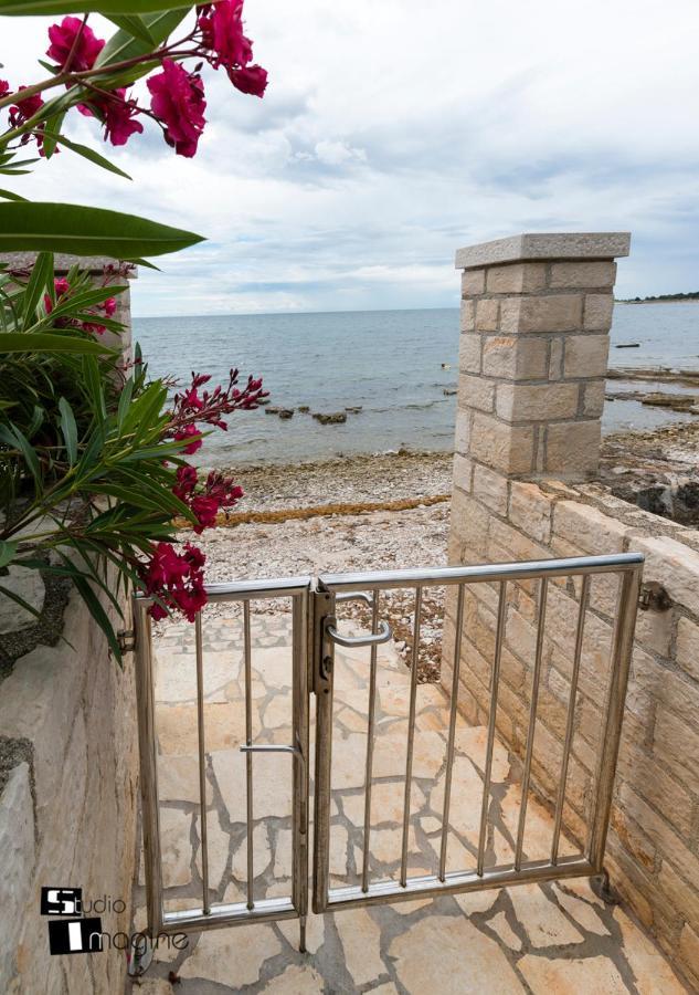 Charming Stone By The Sea Umag