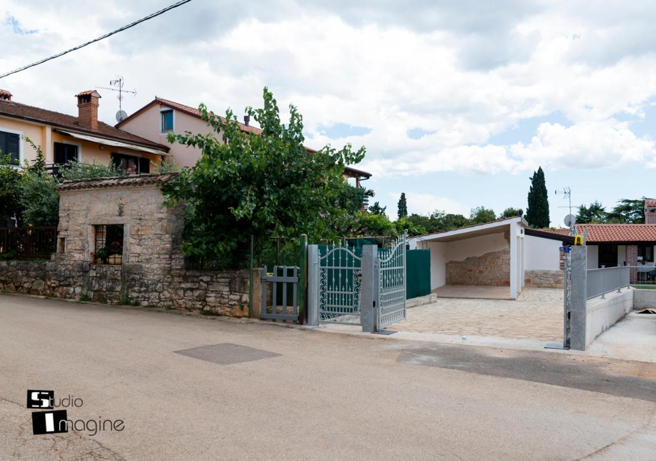 Charming Stone By The Sea Umag